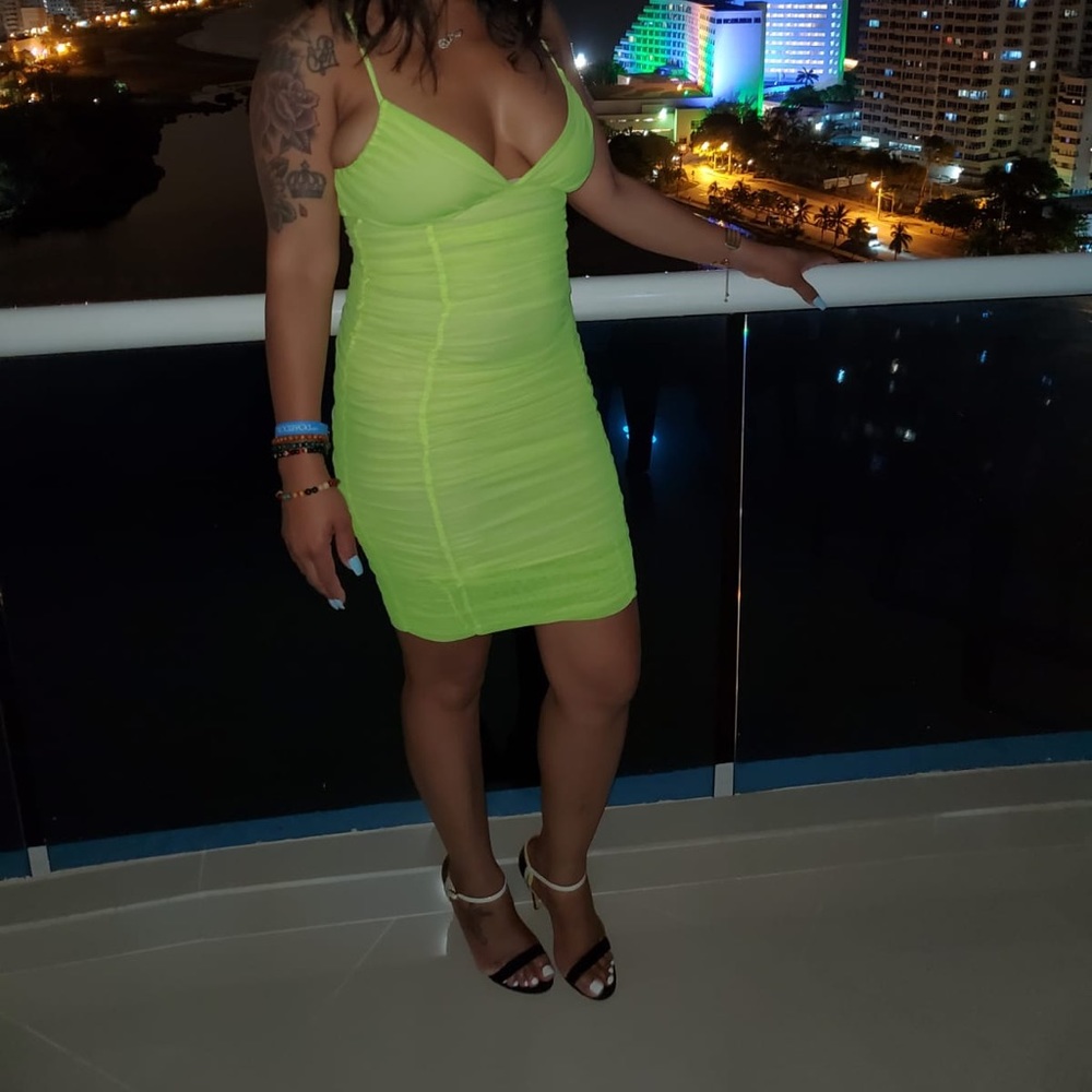 Pre loved semi midi dress